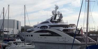 Barcelone Port Marina Mega-yacht ACE