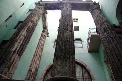 Barcelona Visita Guiada Barrio Gothico Templo de Augusto