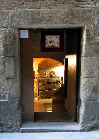 Visite Guidee Quartier Juif Synagogue Entree